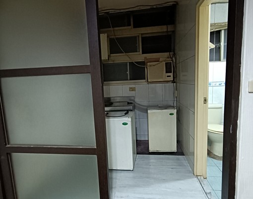 超值獨立大套房交通便機能佳1房1衛1廚房 - Image 2