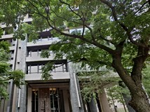 富貴路展悅美術館面富貴公園..