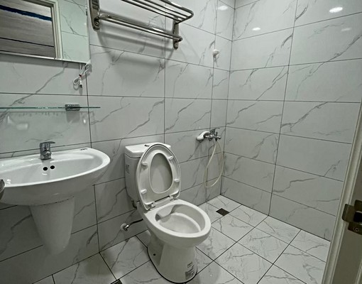 光華低樓層舒適大兩房/家具、家電全配/生活機能佳 - Image 10