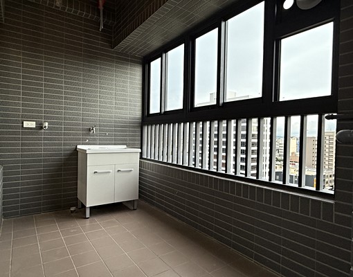 勝興豐境💎可租補👑超划算四房含車管24000✨有家具家電 - Image 13