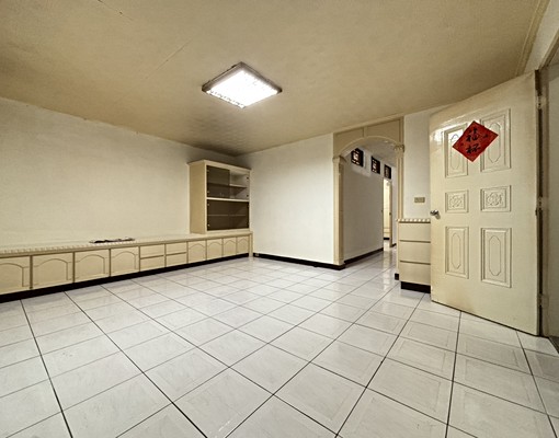可租補/近桃園夜市絕佳地理位置大3房公寓 - Image 1