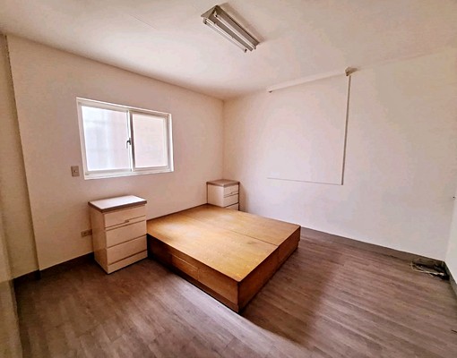 藝文特區機能佳/四房/屋主自租仲介勿擾 - Image 2