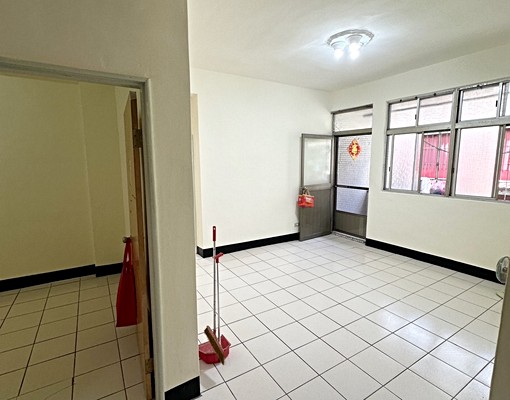 謝絕社宅&仲介!景安/南勢角三大房、屋況乾淨、明亮! - Image 6