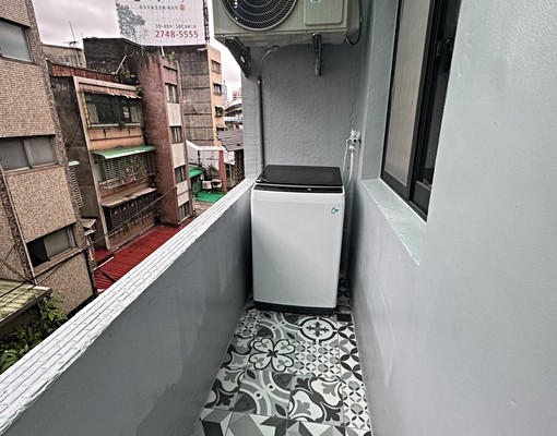 (可租補)近綠線松江南京、藍線忠孝新生捷運站_有陽台套房B - Image 4