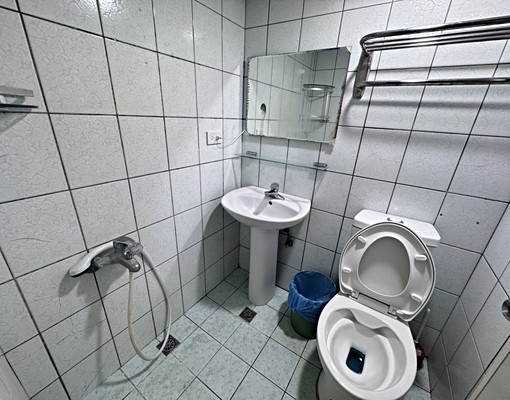 傑出租屋/小檜溪,稀有萬元內電梯,採光佳,陽台獨洗! - Image 5