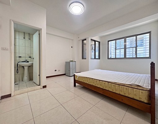 🉑寵🉑租補|沙鹿市心現況出租.5套房.前院停車 - Image 5