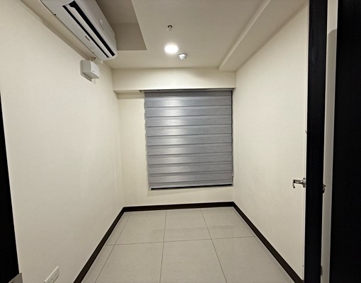 可租補~含管、全新裝潢三房十平車 - Image 2