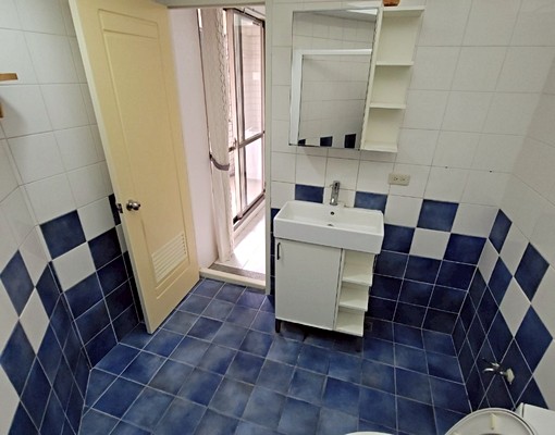 全新整理全配備~可租補大套房 - Image 2