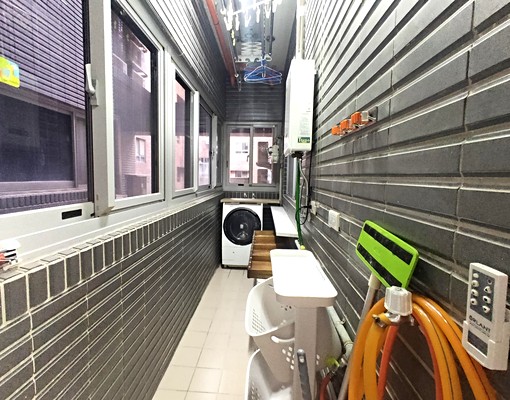 A8捷運精美便利家具家電齊全百萬裝潢~4房改成大3房 - Image 8