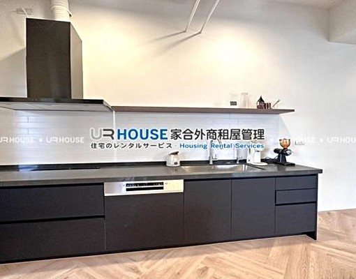 MRT中山|三鐵機能全新裝潢|高樓景觀|質感使用空間 - Image 11