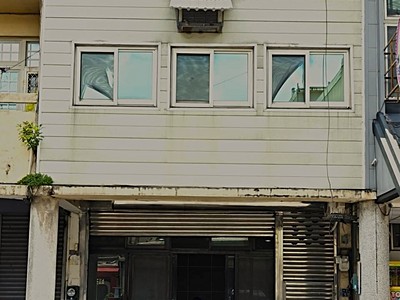 銅鑼站前商圈💖中正路超大地坪吃市透店