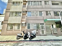 建國一路199巷武廟店住聖功..