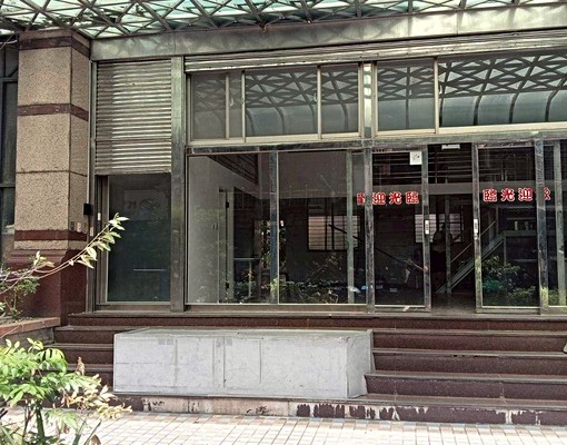 76坪門口可停車｜面寬7.4米｜一樓＋地下室＋閣樓｜ - Image 2