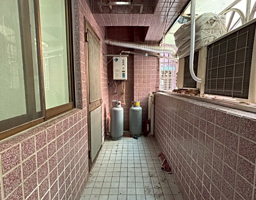 喬陽社宅-永順國小/慈文國中/對面有可租停車場/免仲 - Image 10