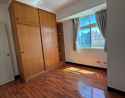 捷運新埔站公園旁稀有2房(可租補) - Image 4