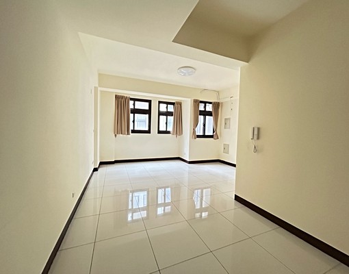 🎊竹東有電梯四房雙車位透天~近68及竹東市場 - Image 3