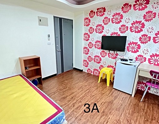 台中一中/台中技術學院/中友百貨~便宜美套/有免費洗衣機 - Image 1