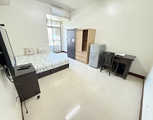 東海中科💖可貓貓可租補💖室內機車位 - Image 3