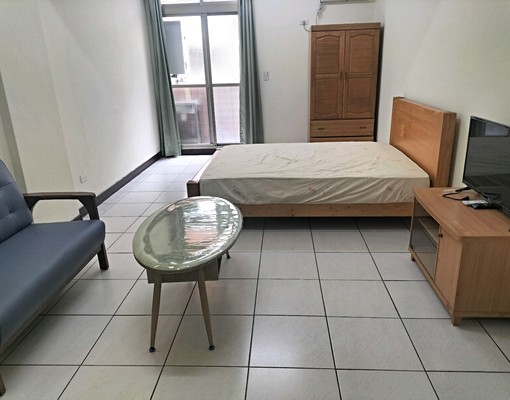 中山醫好市多~電梯大套房*一層兩戶~獨洗曬(可租補) - Image 2