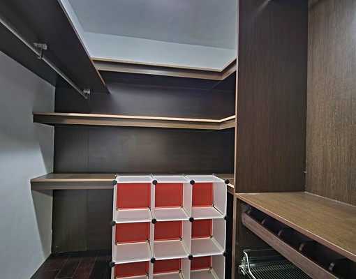 縣府區。最超值陽台樓中樓。歡迎洽詢 - Image 7