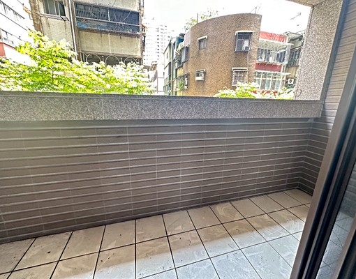 近新莊站/全新大樓/2房2衛/可以租補/可住辦 - Image 8