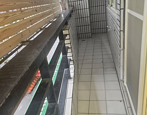 ★★捷運新莊站199秒~綠洲庭園★全新裝潢美三房★★ - Image 2