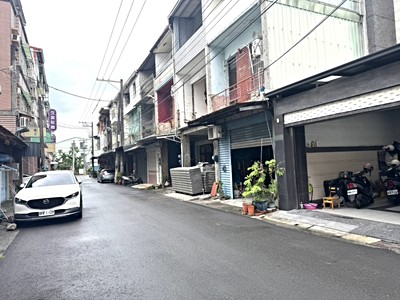 內埔媽祖廟漂亮臨路騎樓透天