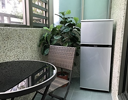 中正臨沂套房/近捷運/家電齊全/有陽台 - Image 10