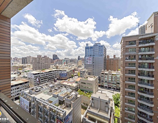 鼓山區兩房含平車可租補 - Image 6