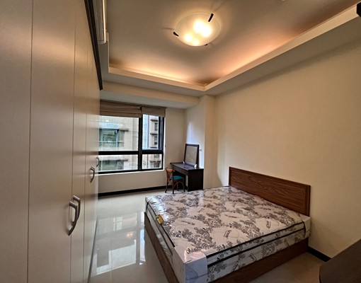 <租>林口公園路青荷社區三房車(含車含管)家具齊全 - Image 11