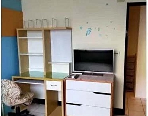 高雄鼎中路文藻商圈舒適明亮乾淨安靜雅房C - Image 8
