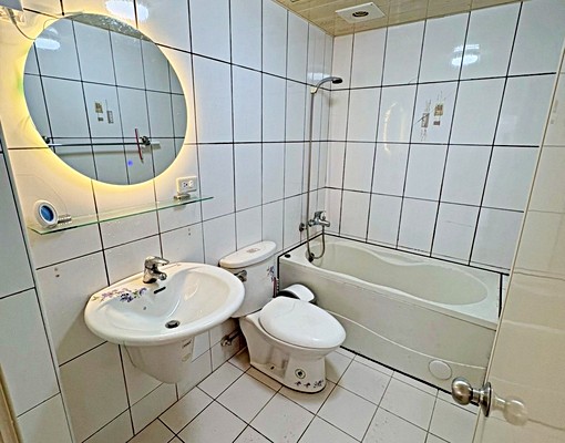 🔥適合住用工作室/美業⭐️兩房整層可養寵養貓✅興仁路✅ - Image 6