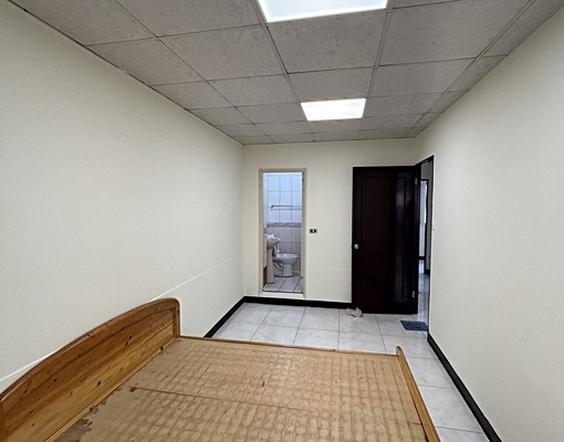 📍江子翠捷運｜四房雙衛一廳｜生活機能佳｜自租無仲介 - Image 7