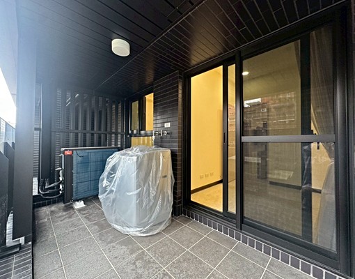 愛情河左岸全新兩房車位出租(可租補) - Image 6