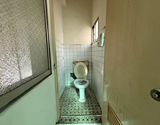 安東社宅/樹人15米路透天厝/免仲可租補 - Image 5