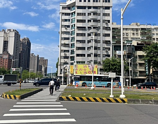 翠華大廈+近美術館高樓景觀超大正四房 - Image 10