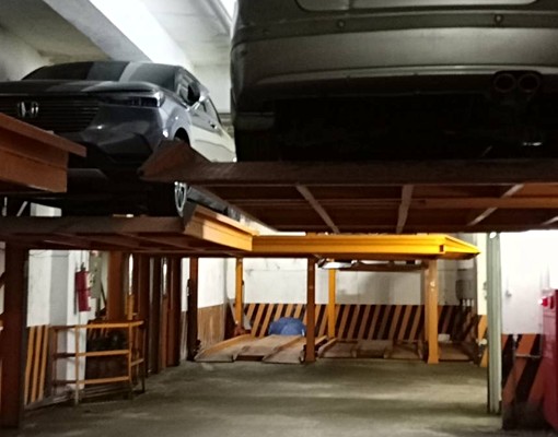中山北路三段/商住辧室內停車位*可租/售車位 - Image 2