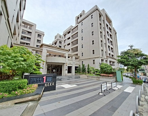 中科沙鹿時代1景大3房附平車，可租補 - Image 1