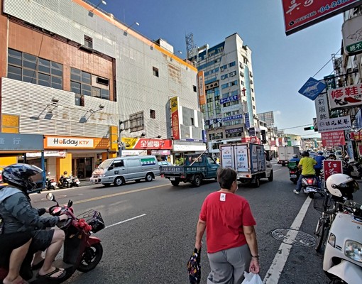 我是承辦大里市中心中興商圈近8米大面寬黃金店面 - Image 8