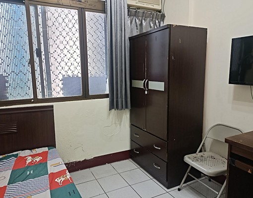 【可租短期~新變頻雙門冰箱~5600元/月】【浴室~開窗】 - Image 1