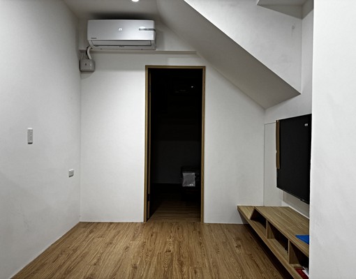 全新裝潢首租|通化夜市靜巷|磁扣門禁|生活機能佳|一房一廳 - Image 2
