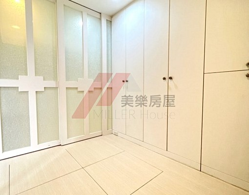 美樂*小巨蛋站*質感平面兩房*有陽台*屋況優*含網路/第四台 - Image 9