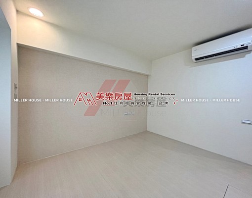 美樂*小巨蛋MRT*松山精緻裝潢平面採光兩房*有陽台* - Image 9
