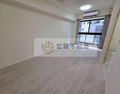 散步到高鐵全新首租寬敞大坪數兩房可報稅入戶籍附平面車位 - Image 1