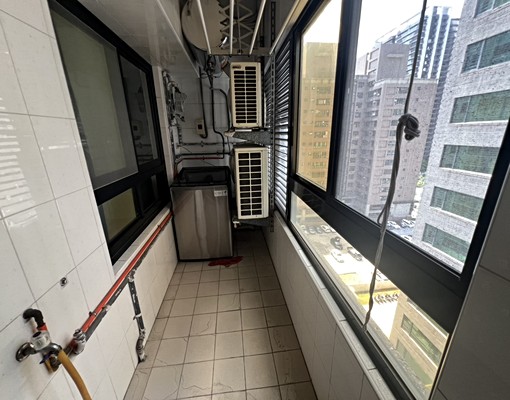 美術館裝潢2房平車(全新家具家電) - Image 6