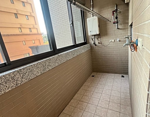 近高鐵站含平車含管理費溫馨三房邊間超大露台採光戶可養寵 - Image 7
