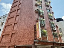 中正路413巷「獨賣」公園新..