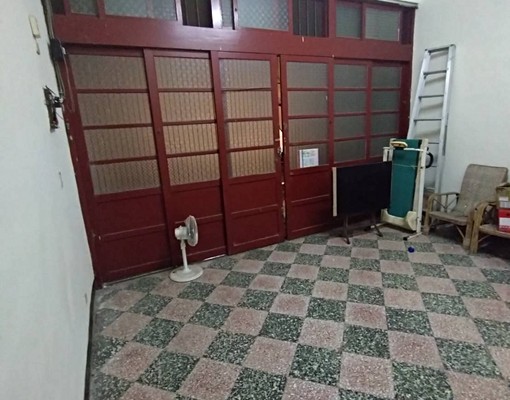 顧家👍�免仲可補助近景碩透天門口停車,可神明廳可寵 - Image 3