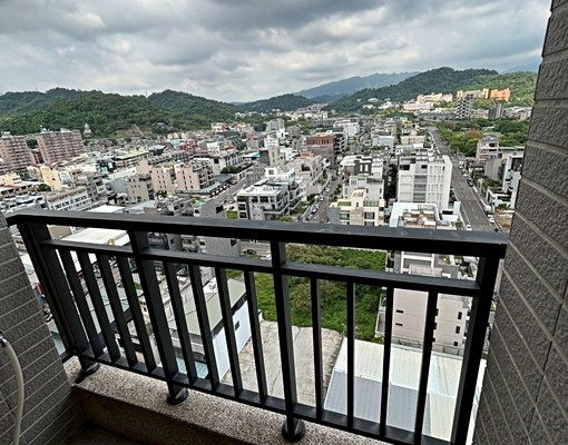 高樓層視野、採光佳🔅近東山商圈、生態公園🏙74號快速道路 - Image 11