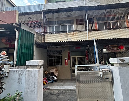 甲東路~整棟透天出租~ - Image 4